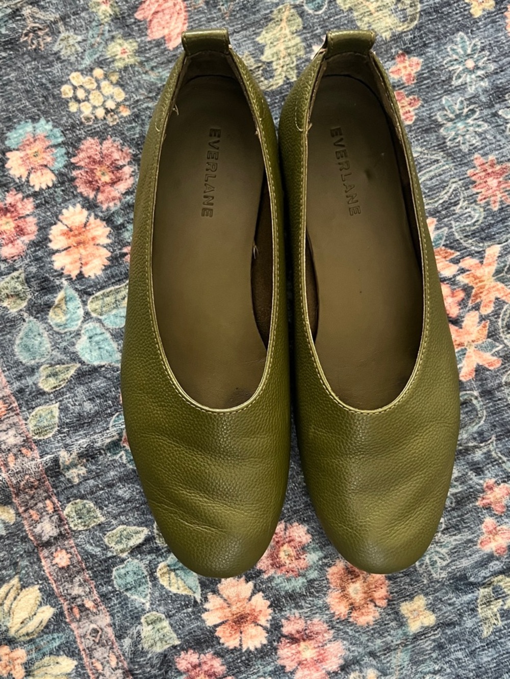 Everlane Day Glove Olive Green Leather Ballet Flats - Minimalist Round Toe